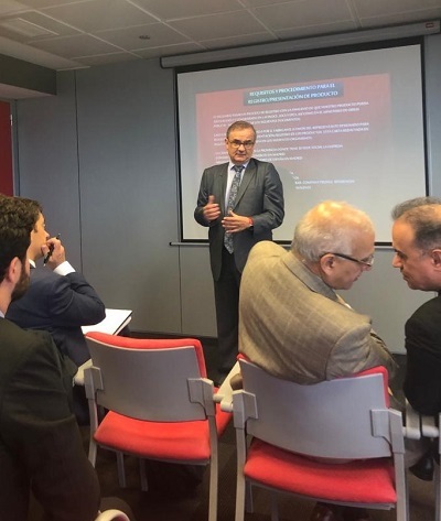 El embajador de España en Bagdad, Sr. Juan José Escobar